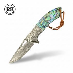 7.8″ Japanese VG10 Damascus Folder with Resin & Maple Wood From Royal Blades