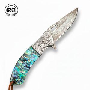 7.8″ Japanese VG10 Damascus Folder with Resin & Maple Wood From Royal Blades