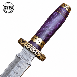Handmade Damascus Steel Hunting Knife with Resin & Brass Handle From Royal Blades